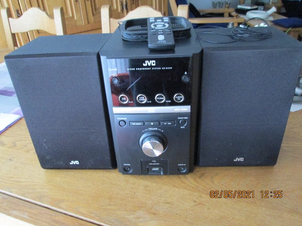 Chaines stéréo fixes et mobiles., Lecteur CD, JVC, Comme neuf, Enlèvement