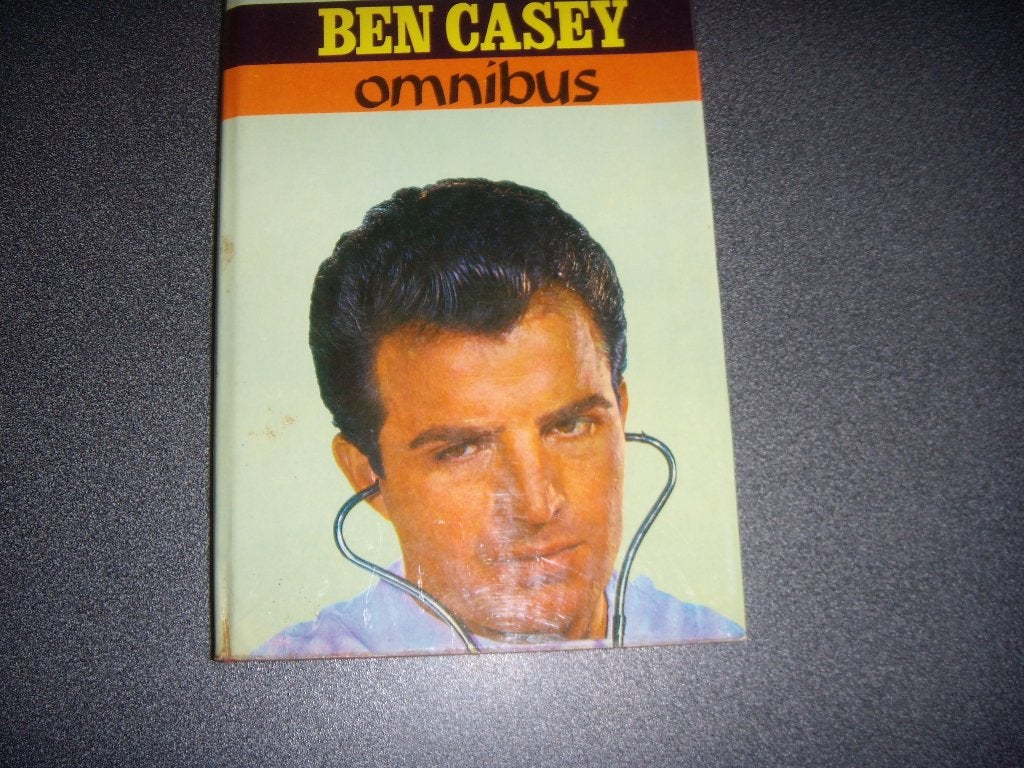 Dokter Ben Casey Omnibus, Boeken, Romans, Ophalen of Verzenden, Gelezen
