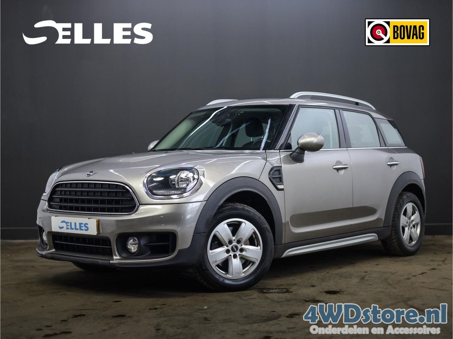 MINI Cooper Countryman Mini 1.5 Business Edition | Navigatie, Zwart, Countryman, Handgeschakeld, SUV of Terreinwagen