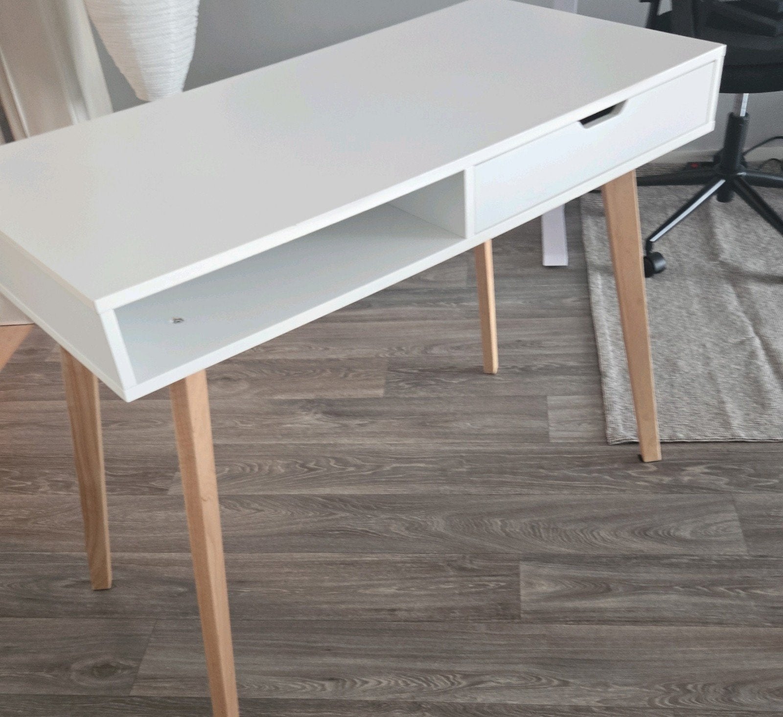 Bureau te koop, Enlèvement