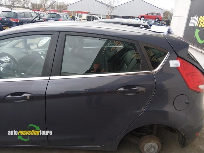 Portier 4Deurs links-achter van een Ford Fiesta (F0), Gebruikt, -, Deur, -