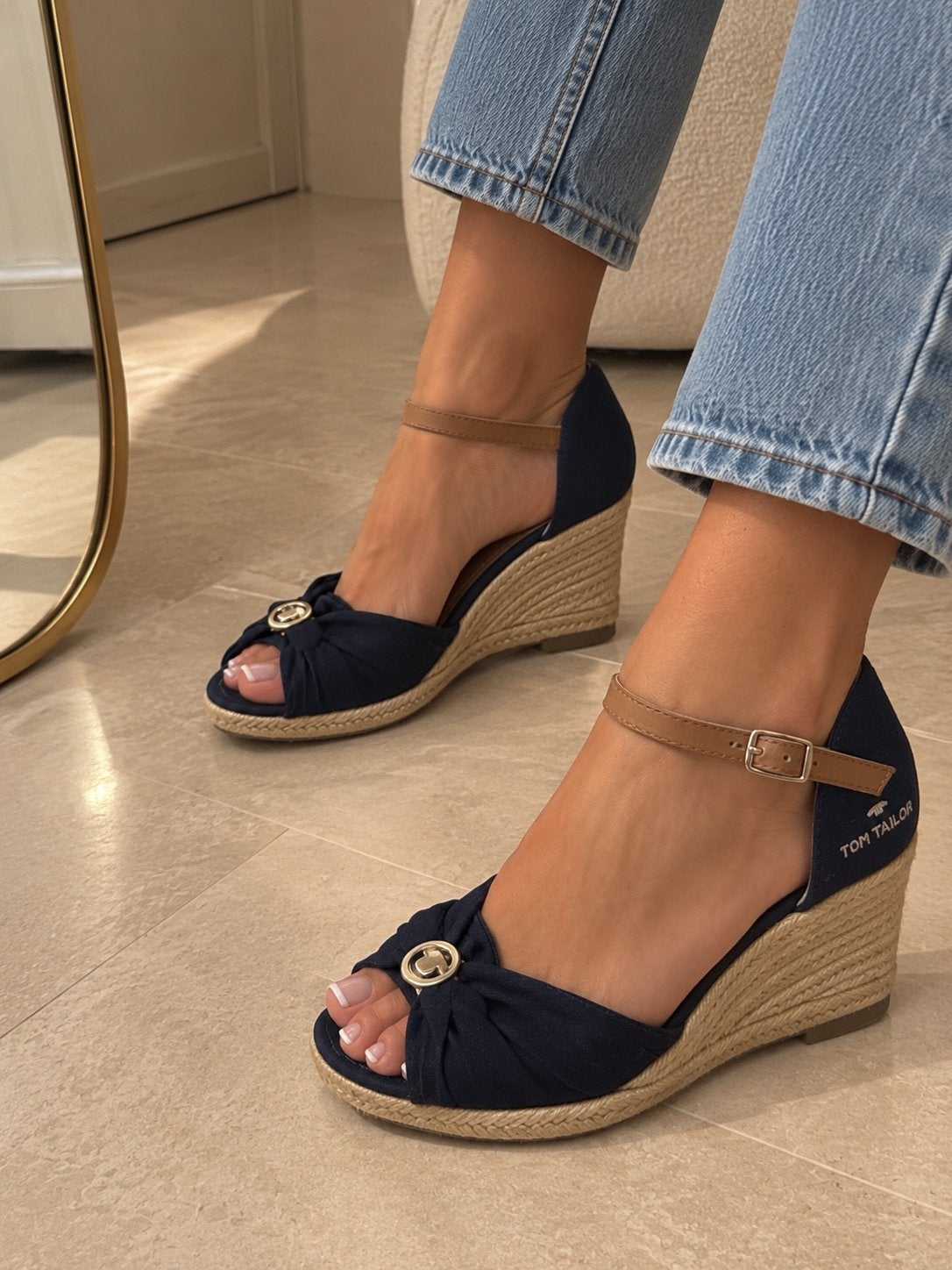 Sandale a talon compenser taille 39, Vêtements | Femmes, Enlèvement, Porté, Bleu