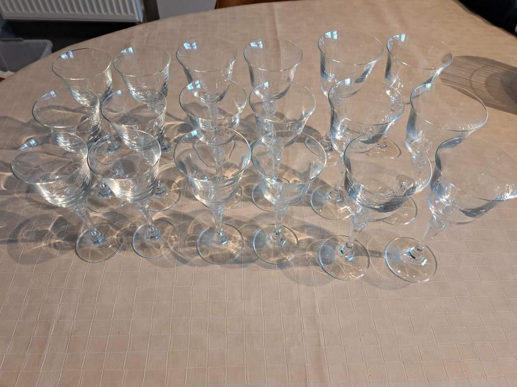 Vaisselle en cristal 18 pièces, Antiquités & Art, Antiquités | Verre & Cristal, Enlèvement