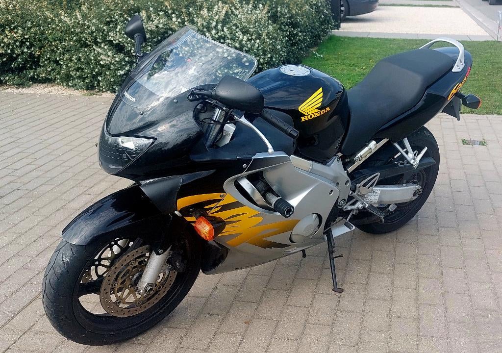 Honda CBR600F 1999 – 38.000 km –  optimale staat en extra's, Motoren, Motoren | Honda, Sportuitlaat, 4 cilinders, Motorrijbewijs A