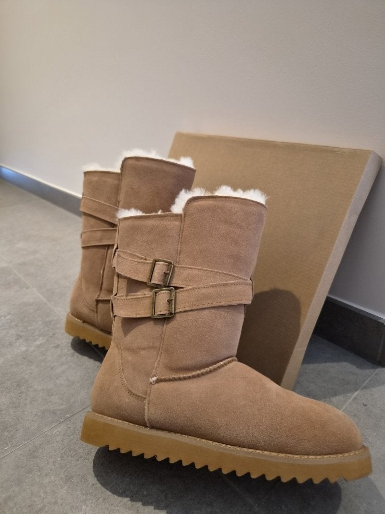 Gooce boots kastanjebruin suède met gespen, maat 40, Bruin, Gooce, Lage of Enkellaarzen, Nieuw