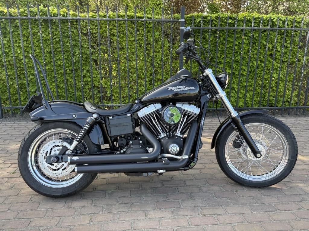 Harley Street Bob 1450, 2 cilinders, Handgeschakeld, Chopper, Motorrijbewijs A