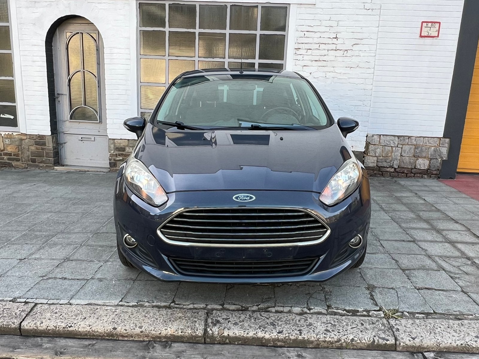 Ford Fiesta 5 Portes 2013 année 1.5 TDCi 55kw 0032478767323, Auto's, Voorwielaandrijving, Stof, 4 cilinders, Bedrijf