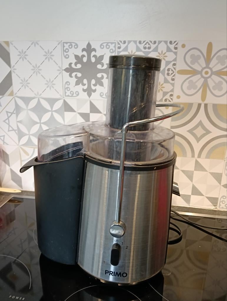 Extracteur de jus marque Primo, Enlèvement