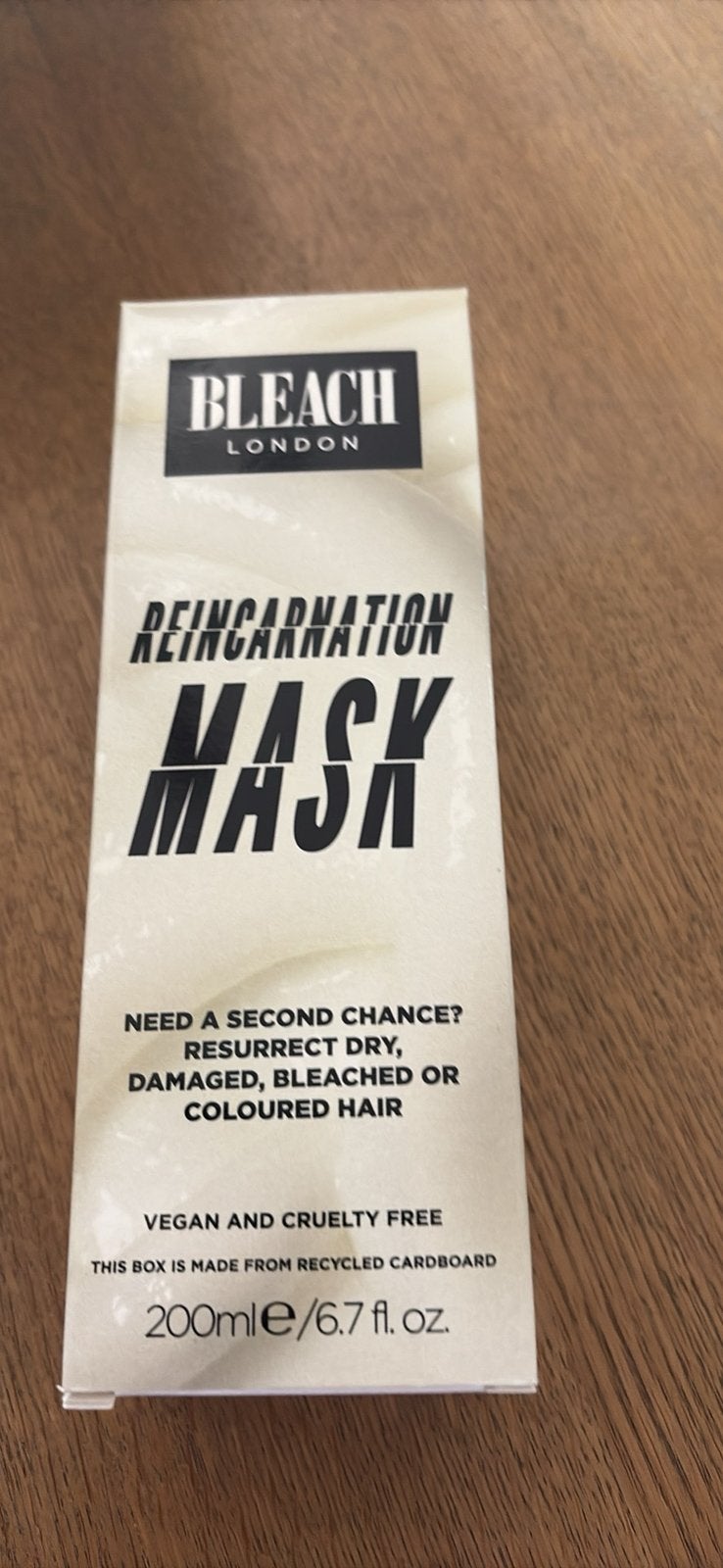 Reincarnation mask, Enlèvement, Neuf