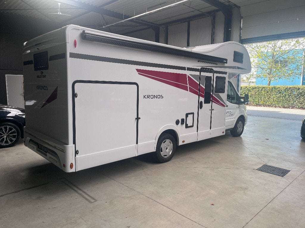 Roller Team Kronos 290 M  NOUVEAU! Automatique/XXL garage, Caravanes & Camping, Jusqu'à 5, Siège standard, Entreprise, Ford