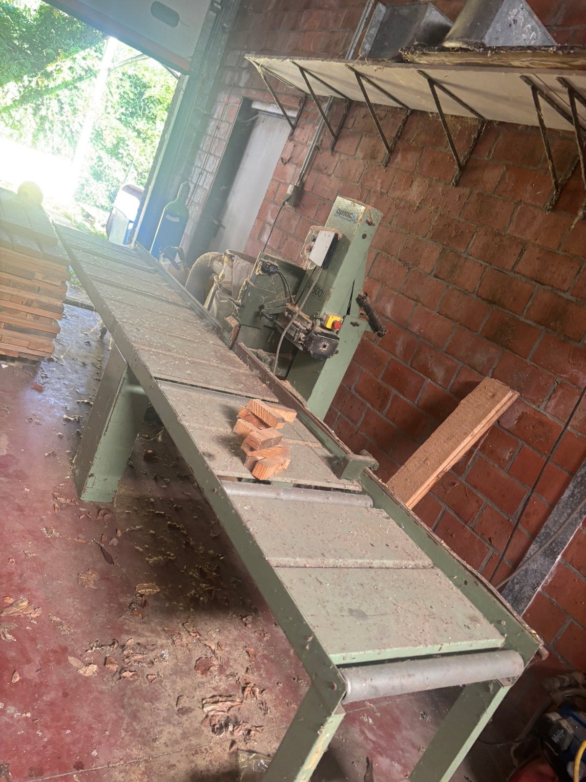 Professionele Apemac 600 Afkortzaag met lange rollenbaan, Ophalen, Gebruikt, Afkortzaag
