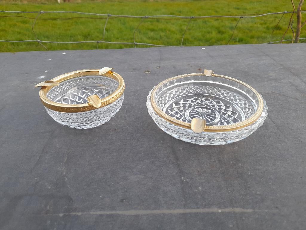glazen asbakken te koop, Verzamelen, Rookartikelen, Aanstekers en Luciferdoosjes, Ophalen, Gebruikt, Asbak