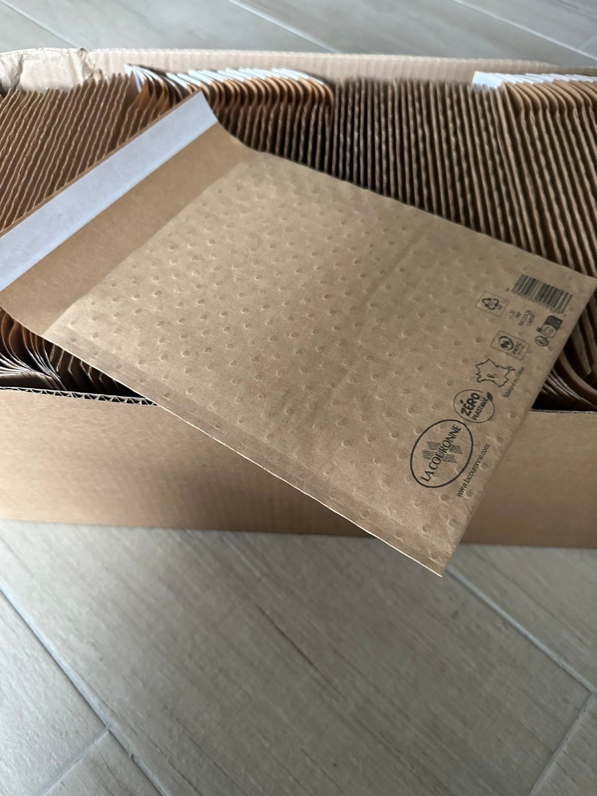 Groot lot Profipack verzendmateriaal (591+ stuks), Doe-het-zelf en Bouw, Kratten en Dozen, Ophalen, Nieuw, Doos, Opvouwbaar