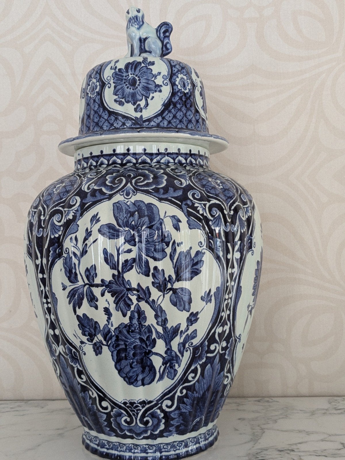 Pot in Delfts blauw, Ophalen