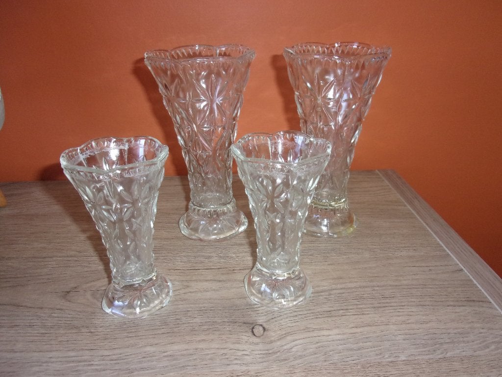 4 vases anciens, Maison & Meubles, Accessoires pour la Maison | Vases, Comme neuf, Moins de 50 cm, Verre, Enlèvement ou Envoi