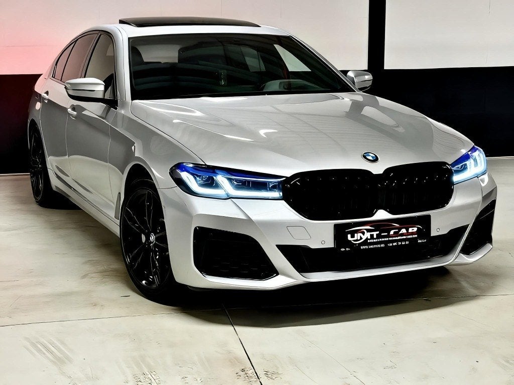 BMW 530e HYBRID //M PACK** | LASER | CARPLAY | FULL OPTIONS✅, Autos, BMW, Argent ou Gris, Euro 6, Entreprise, Entretenue par le concessionnaire