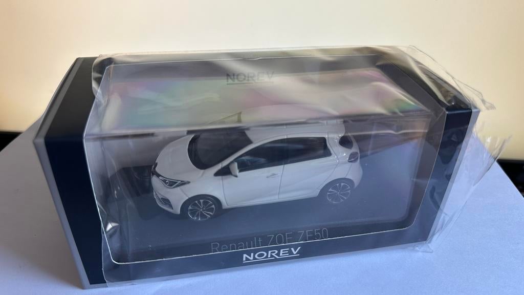 Norev 517561Renault Zoe ZE50 2020 1:43 blanche code 3, Enlèvement ou Envoi, Neuf, Voiture, Norev