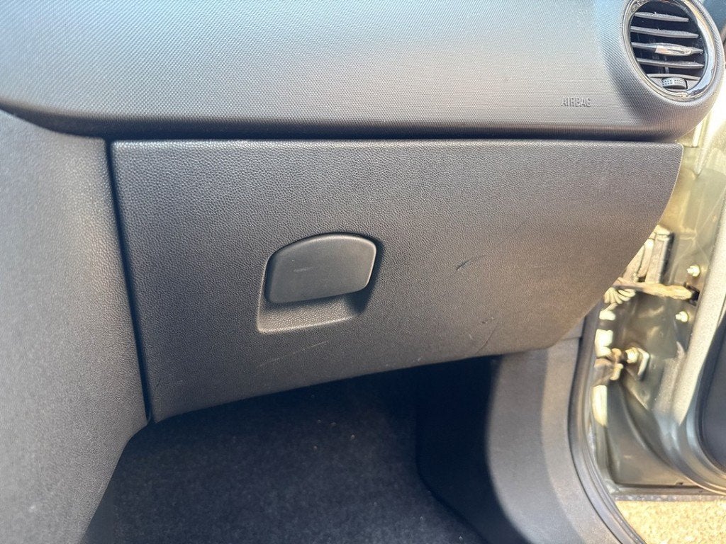 COMPARTIMENT A GANTS Opel Corsa D (01-2006/12-2014), Autos : Pièces & Accessoires, Tableau de bord & Interrupteurs, Opel, Utilisé