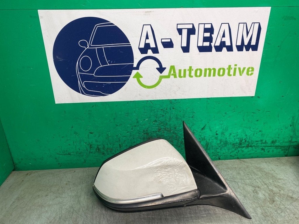 RETROVISEUR EXTERIEUR DROIT BMW 3 serie Touring (F31), Utilisé, BMW, Petuelring 130
80809  München, DE, Bayerische Motoren Werke AG