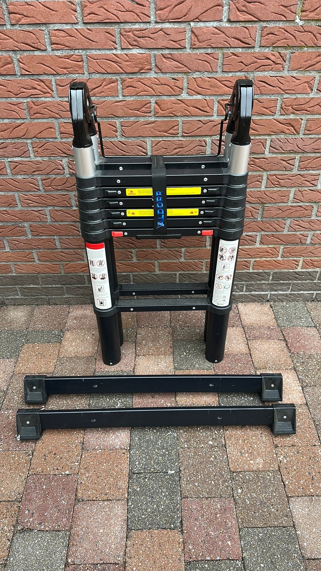 Telescoopladder Aldorr, Doe-het-zelf en Bouw, Ophalen, Zo goed als nieuw
