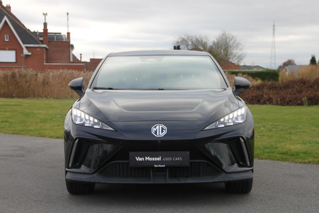 MG MG4 64 kWh Luxury (automatique), Autos, MG, Achat, https://public.car-pass.be/vhr/d27bd70d-17b6-4ca2-8a2f-c6d8b4ea2ae4, Entretenue par le concessionnaire