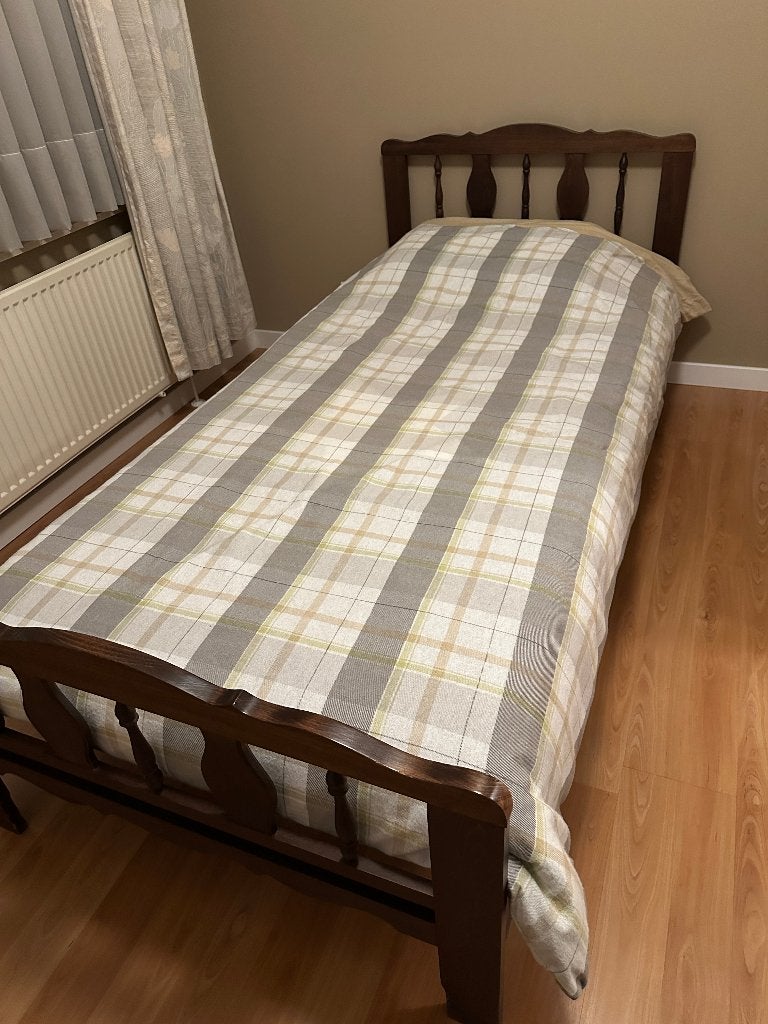 Eenpersoonsbed met toebehoren, Huis en Inrichting, Ophalen, Gebruikt, 90 cm, Eenpersoons