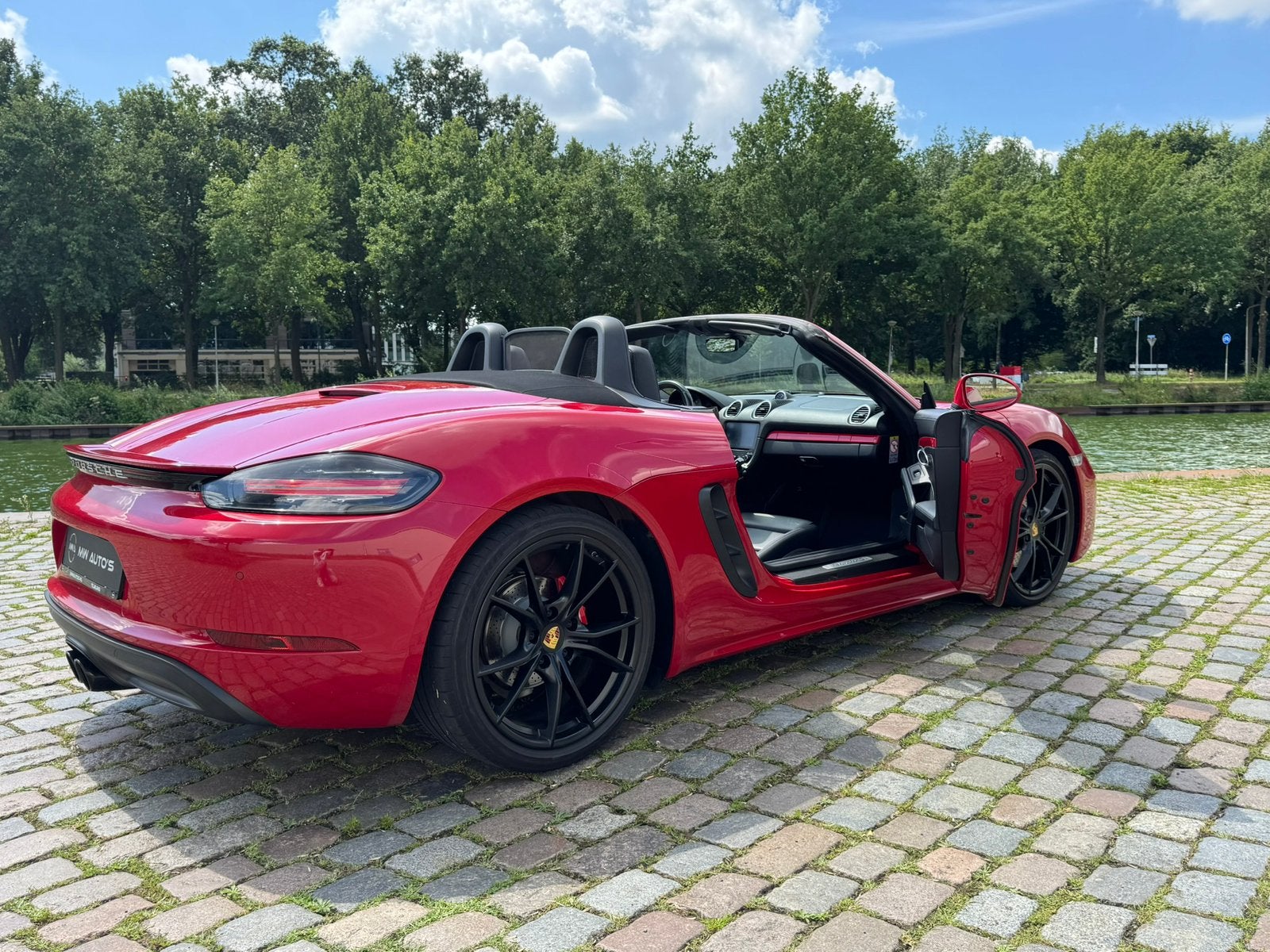 Zeer mooie Porsche Boxster S met 350 pk van 2017, Autos, Porsche, Particulier, Alarme, Automatique, Rouge, Noir, Enlèvement