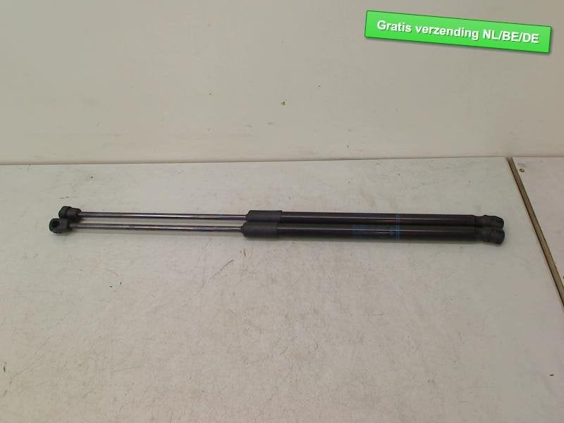 GASDRUKVEERSET ACHTER A3 Sportback (8VA / 8VF) (8v4827552), Info@audi.de, Audi, Audi AG, Gebruikt