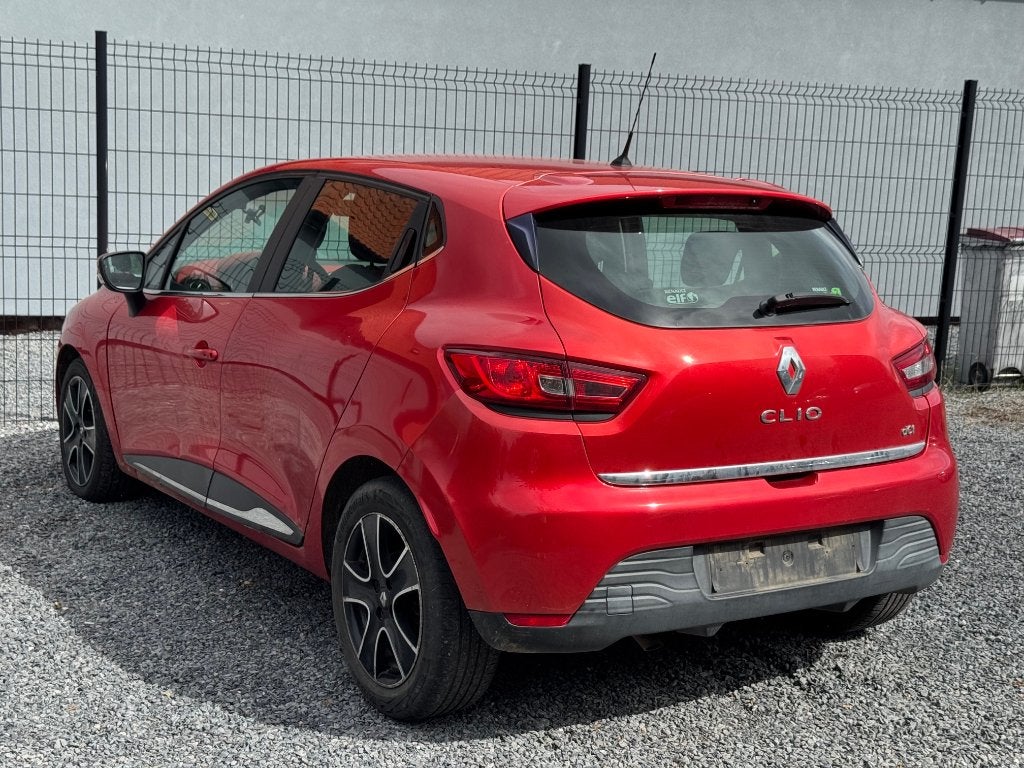 Renault Clio IV 1.5 DCI automatische transmissie defect, Auto's, Automaat, Euro 5, Stof, 4 cilinders