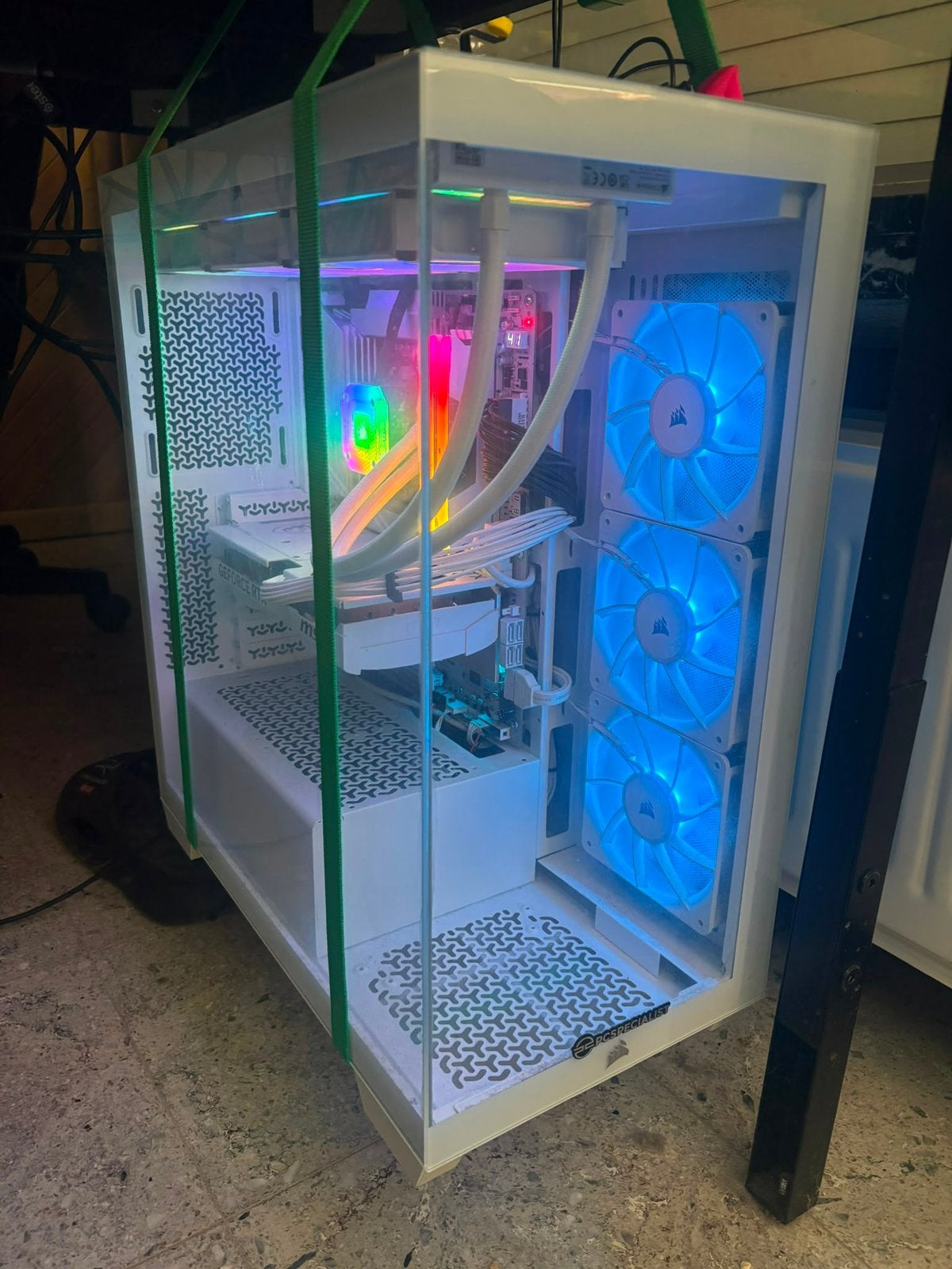 Witte PC Geforce RTX 5070 (2 jaar garantie), Informatique & Logiciels, Boîtiers d'ordinateurs, Enlèvement, Comme neuf