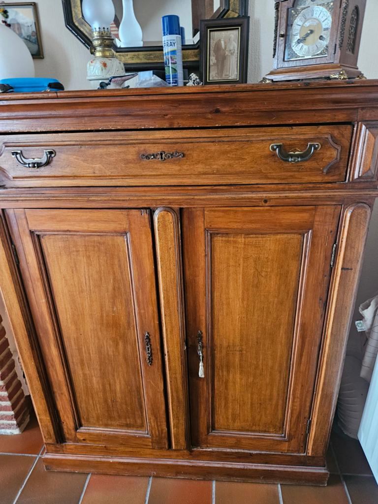 Massief houten meubilair, Ophalen