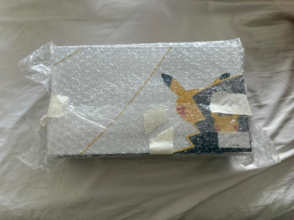 Celebrations UPC sealed, Ophalen of Verzenden, Nieuw, Boosterbox, Foil