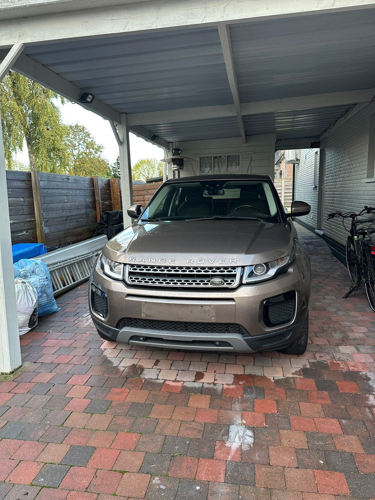 Range rover evoque voor opkoper of part. Mits beetje werk, Autos, Euro 5, Achat, Aide au démarrage en côte, Autres couleurs