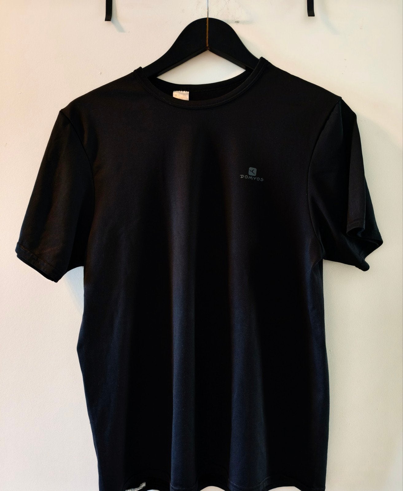 Sport T-shirt, Vêtements | Hommes, Vêtements de sport, Enlèvement