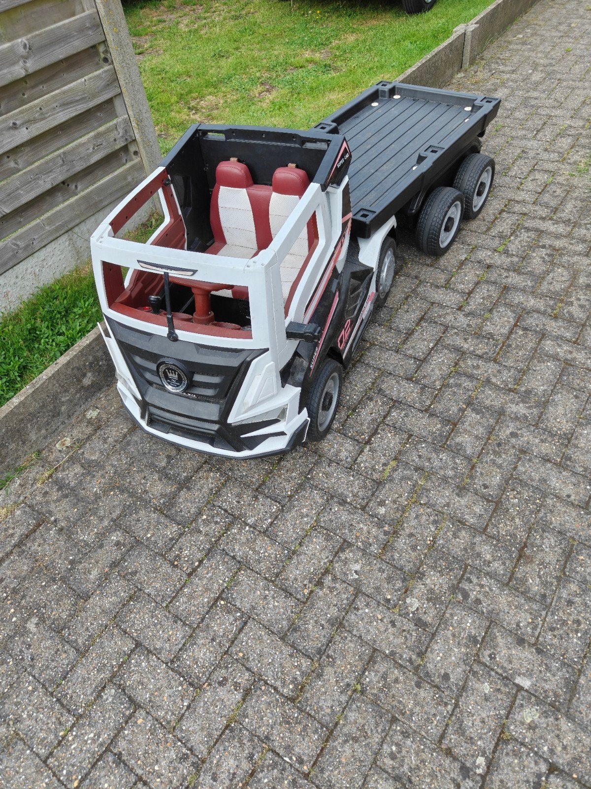 Kinder vrachtwagen defect, Enlèvement, Utilisé
