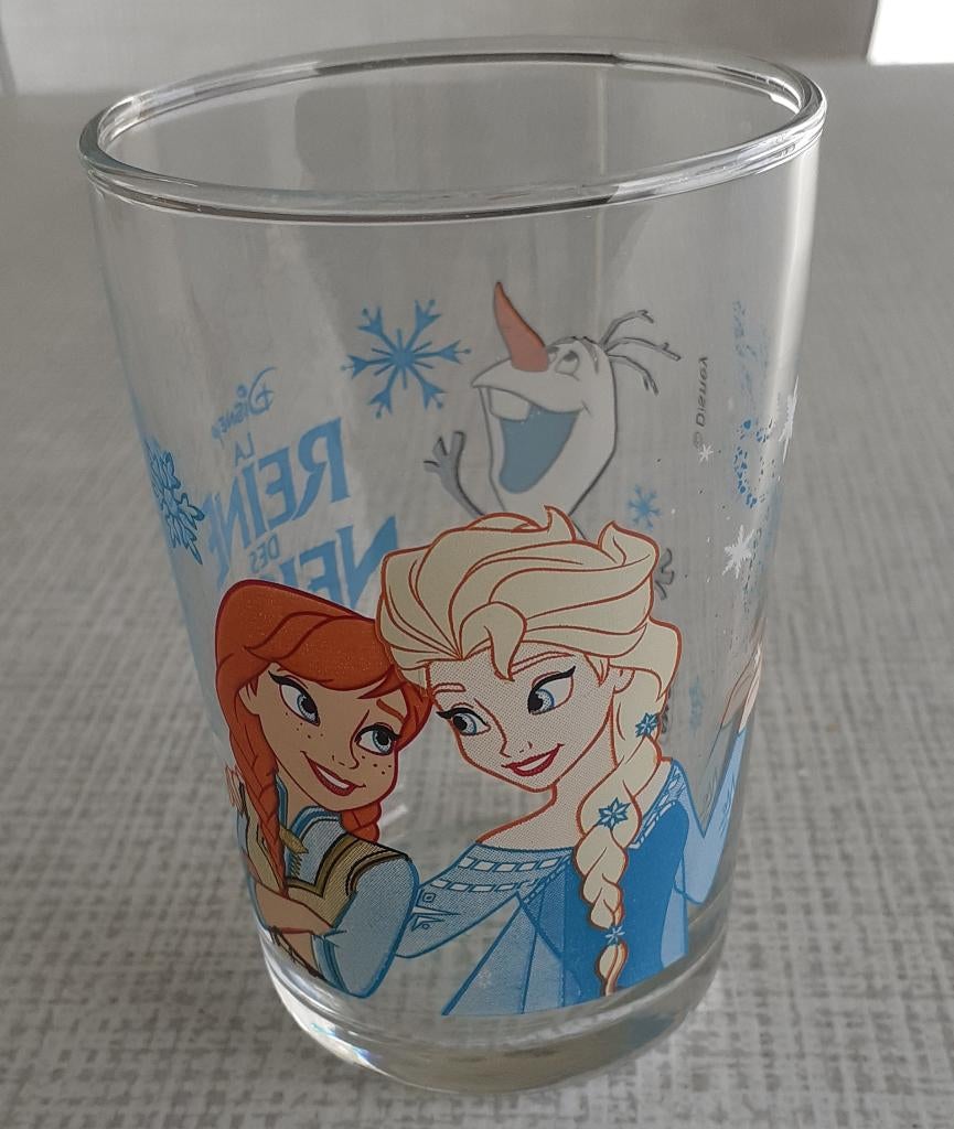 Disney 6 mokken en 10 glazen, Enlèvement ou Envoi, Winnie l'Ourson ou amis, Comme neuf, Service