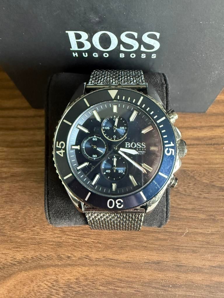 Chronographe Hugo Boss Ocean Edition — État impeccable, Enlèvement ou Envoi, Acier