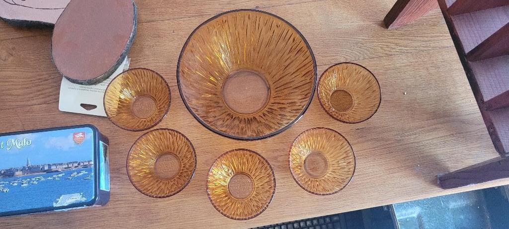 Set vintage saladeschalen en schalen, Antiek en Kunst, Ophalen