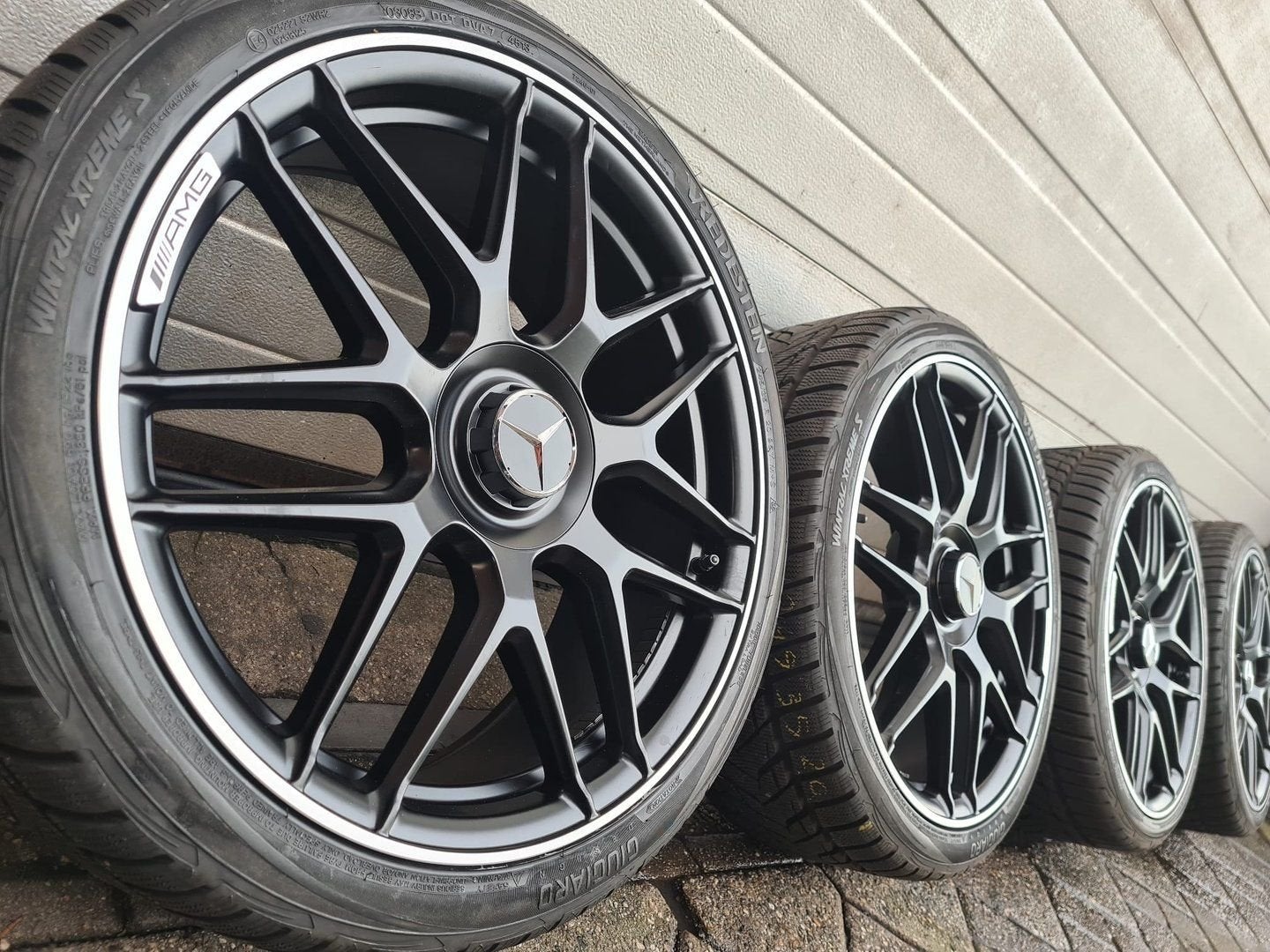 20 inch AMG Mercedes C E klasse W212 W213 CLS W257 velgen, 245 mm, -, -, Banden en Velgen