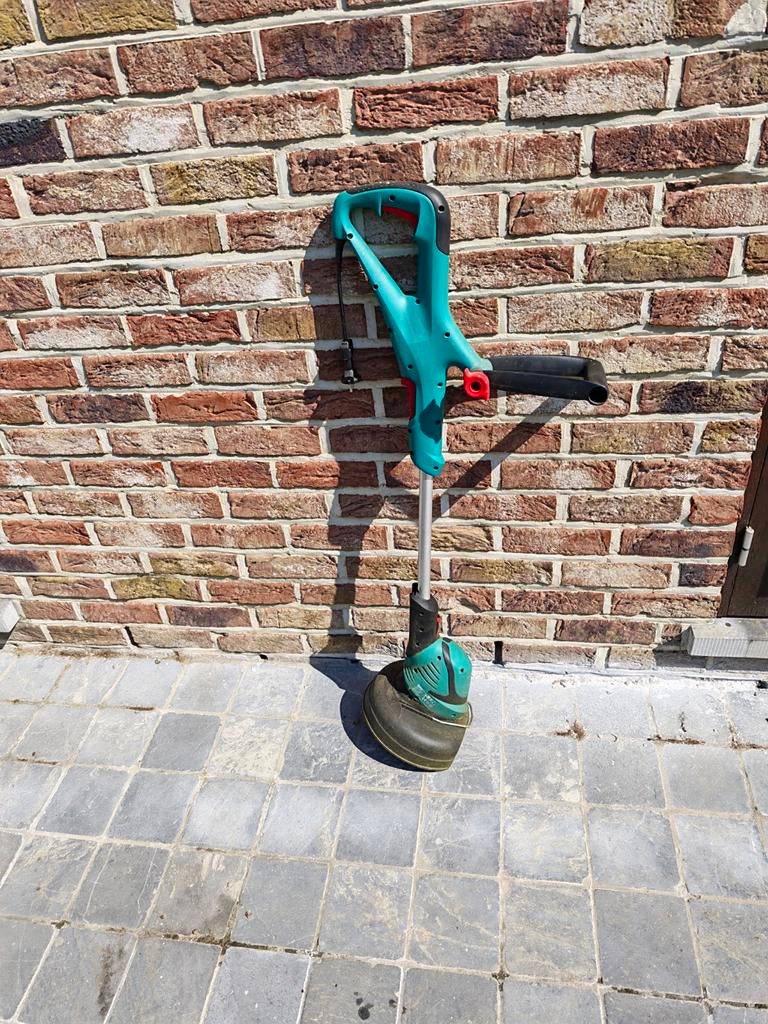 Bosch trimmer 400W ART 24 cm, Tuin en Terras, Grastrimmers, Ophalen, Accu