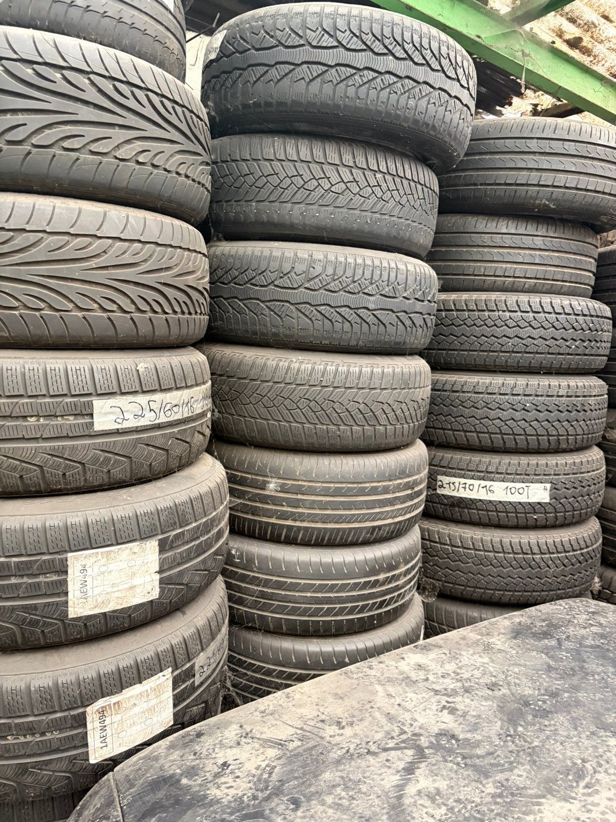 LOT DE PNEUS JANTES PIECES AUTOS VW SKODA AUDI, Autos : Pièces & Accessoires, Pneus et Jantes, 4 Saisons, 295 mm, Véhicule de tourisme