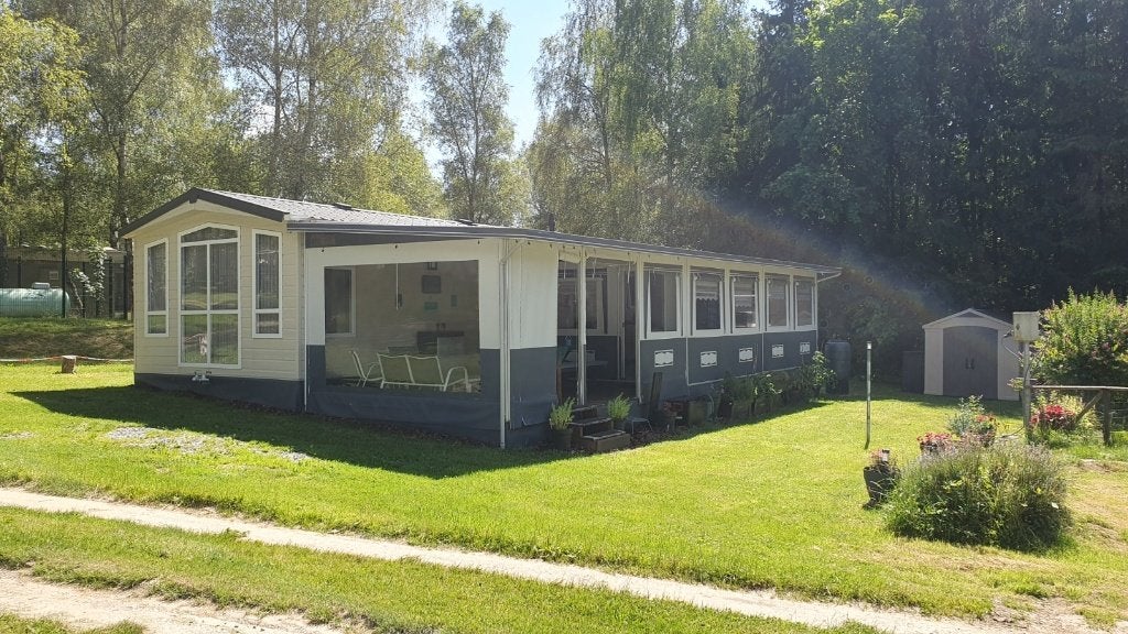 Wooncaravan + luifel (woonoppervlakte van 96M²), Caravans en Kamperen, Tot en met 2