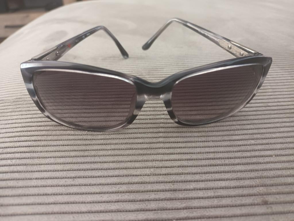 Lunettes de soleil Elle pour femmes (18907 - 130 mm), Autres marques, Gris, Enlèvement ou Envoi, Comme neuf