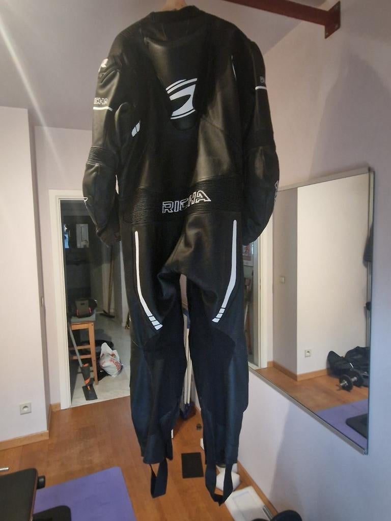 Lederen motorpak Richa (Race), Motoren, Ophalen