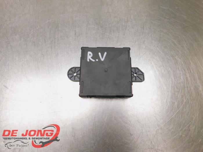 Module verrouillage central des portes d'un Chrysler Voyager, Autos : Pièces & Accessoires, 3 mois de garantie, Utilisé, -, -