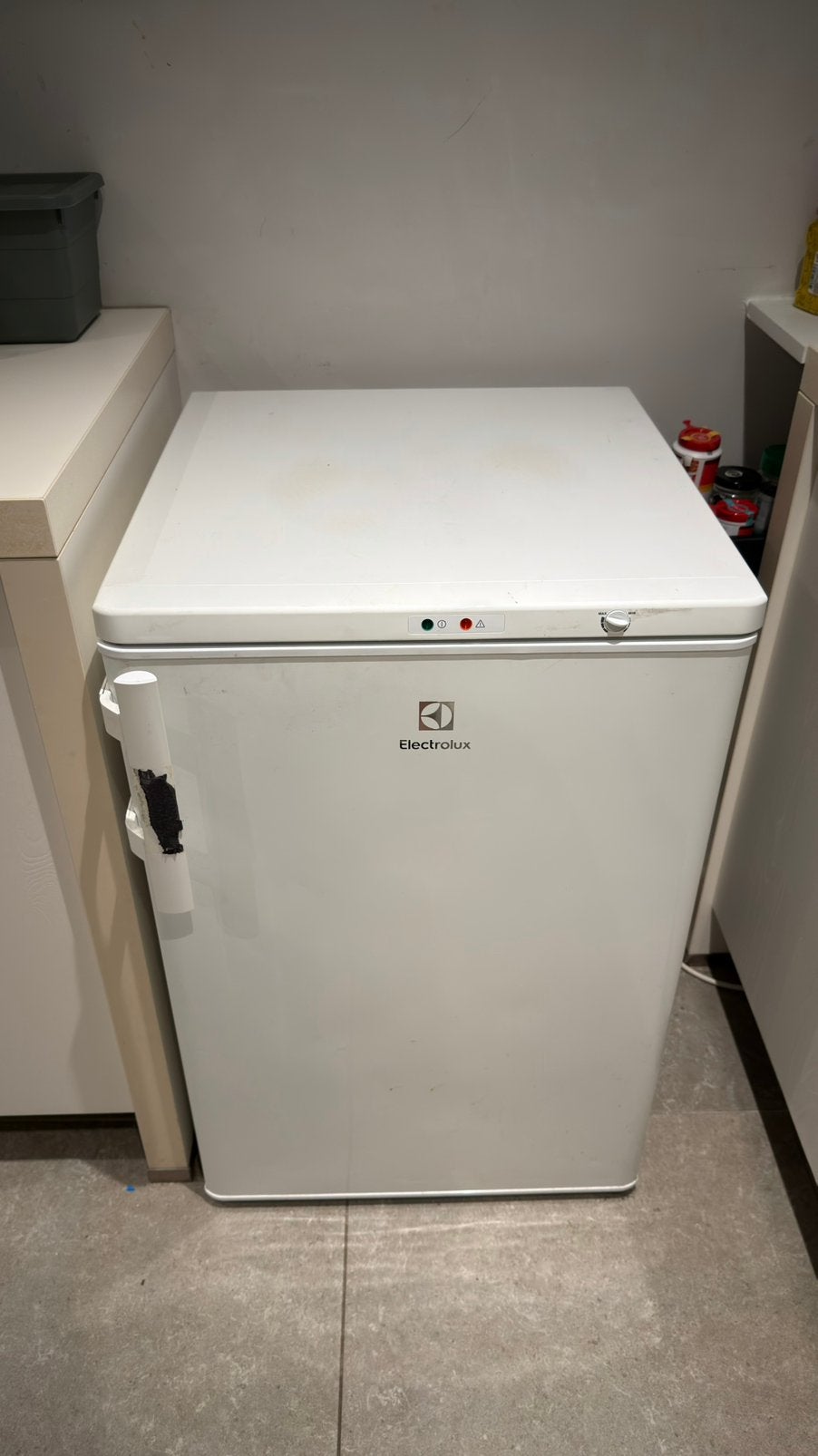Diepvriezer, Elektronische apparatuur, Vriezers en Diepvrieskisten, Gebruikt, Minder dan 60 cm, Energieklasse A of zuiniger, Vrijstaand