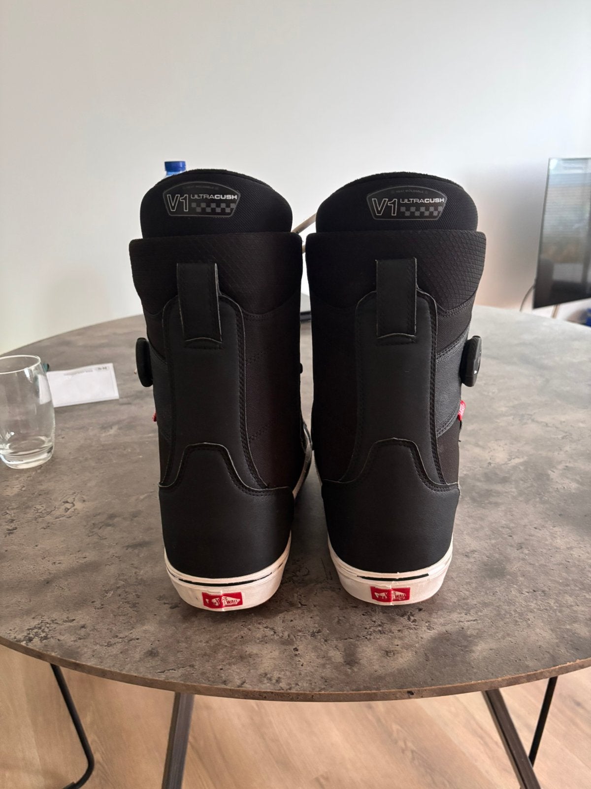 Snowboard boots Vans Invado OG, Sports & Fitness, Enlèvement, Utilisé, Chaussures