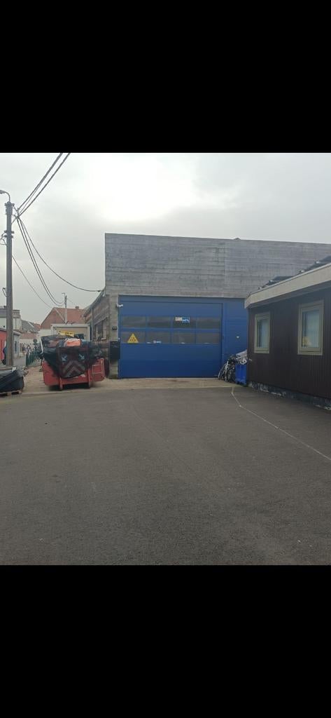 Ruim hoog magazijn vlakbij autosnelwegKAN OOK DEEL gehuurd, Enlèvement