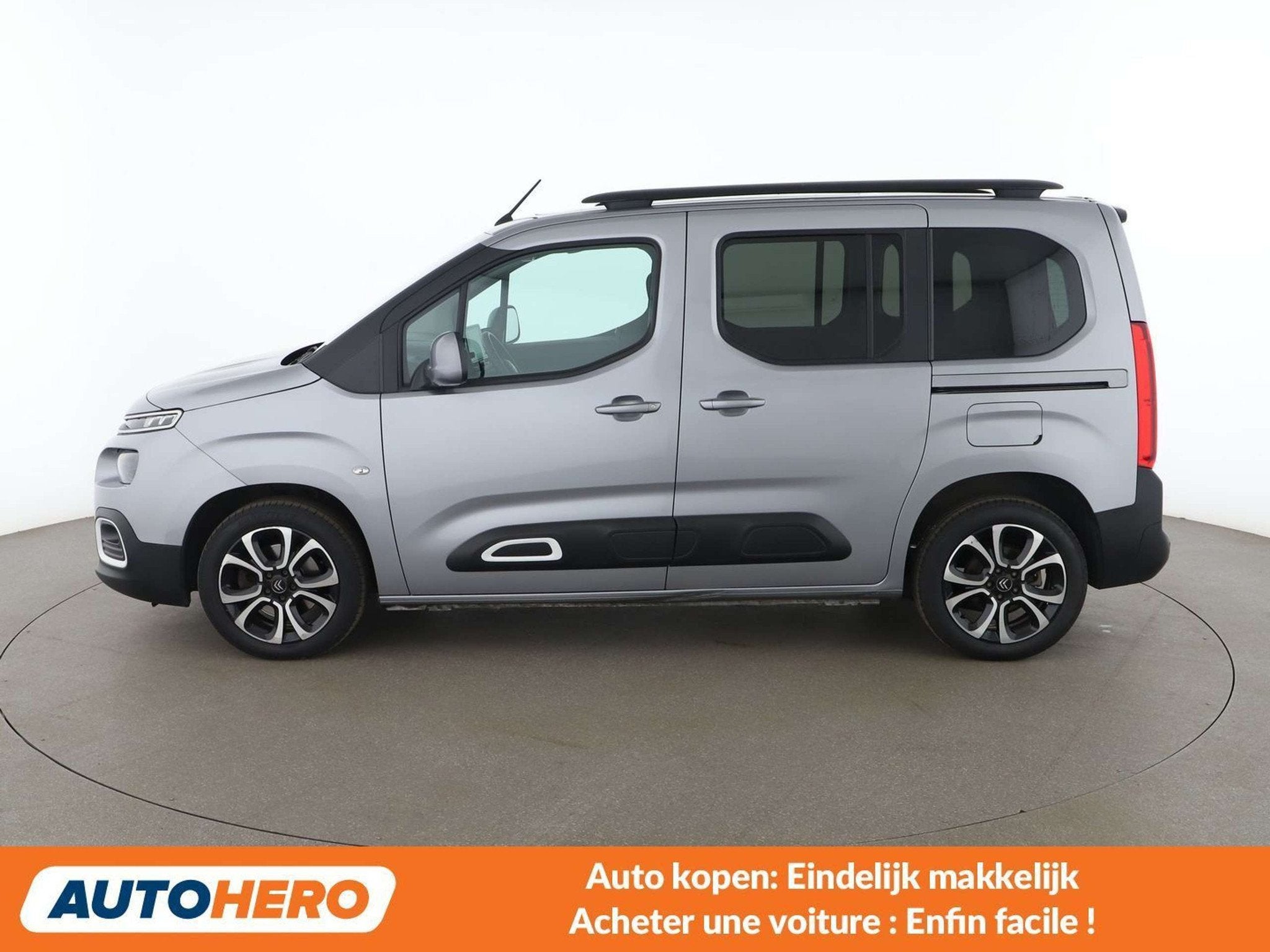 Citroën Berlingo 1.5 Blue-HDi Shine M, Argent ou Gris, Achat, 140 g/km, https://public.car-pass.be/vhr/609d6caa-d140-4d2a-8ad1-ce5646822e69