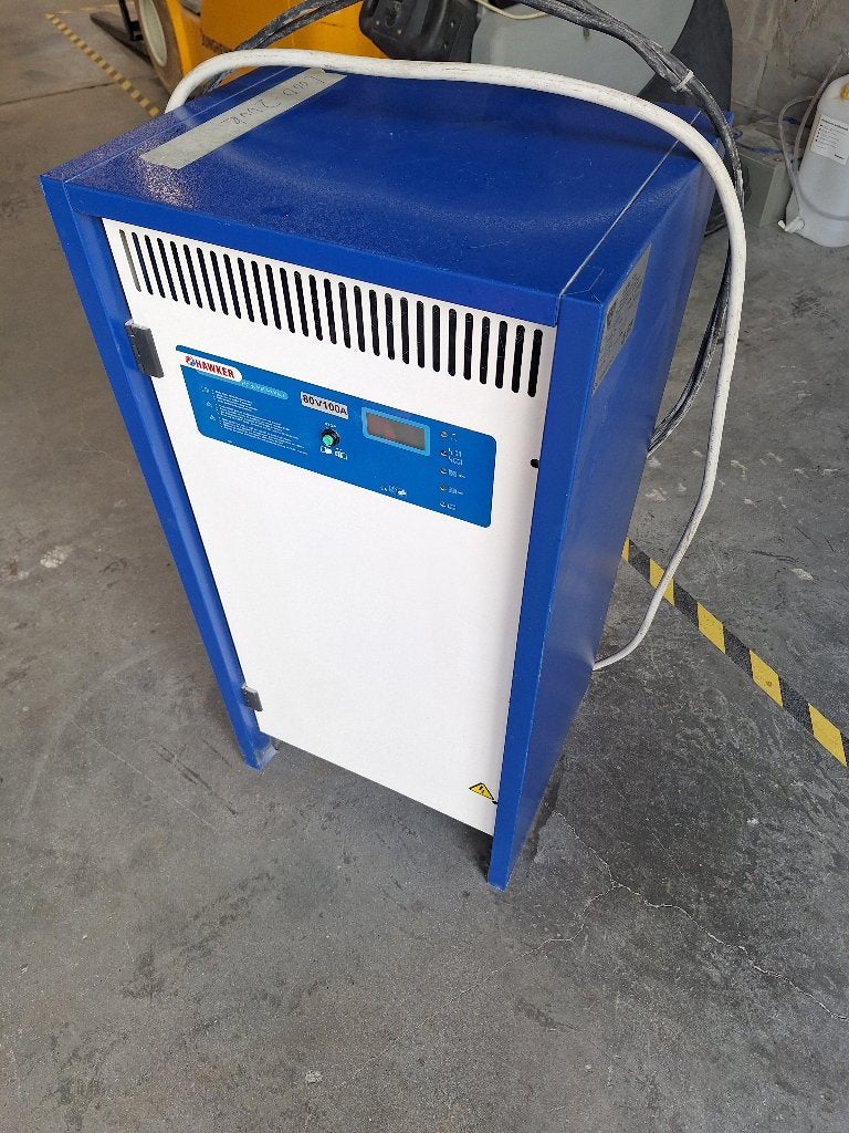 Hawker Acculader voor heftruck Power Point TS80/100, Zakelijke goederen, Machines en Bouw | Heftrucks en Intern transport, Heftruck
